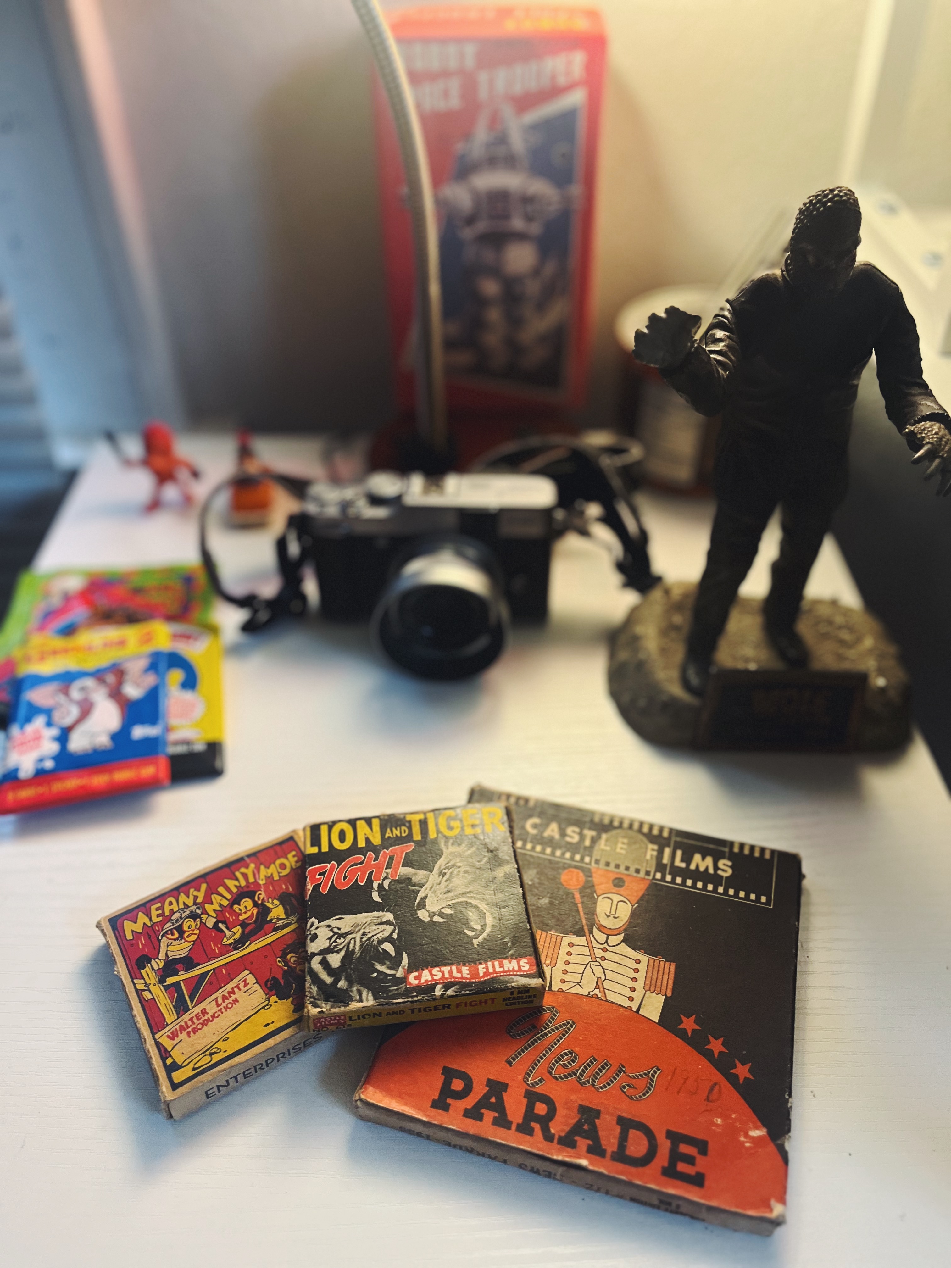 LION AND TIGER FIGHT, El documental que encontré en 8mm en una tienda vintage.